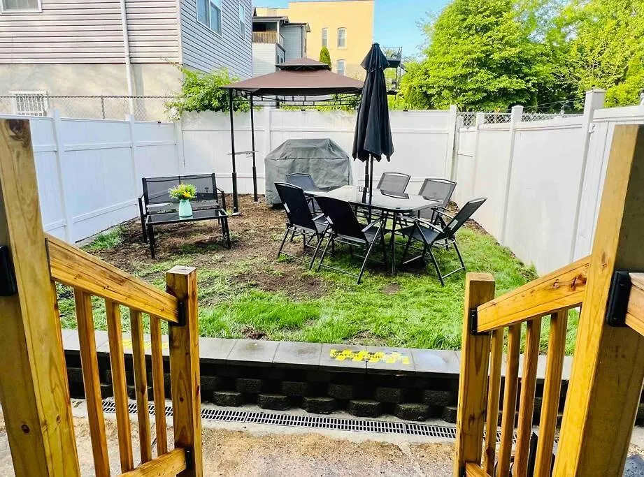 2 Bedroom Apartment, Close To Nyc & Downtown Jc! Jersey City United States