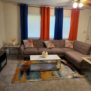 3br-2ba-free-driveway-parking-2-min-to-osu-ac-free-wi.columbusohiohotels.org/